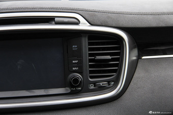 2015款索兰托L 2.2T自动柴油四驱精英版 5座