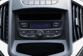 2016款吉利金刚三厢1.5L手动进取型 国IV