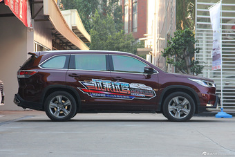 2015款汉兰达2.0T自动四驱至尊版7座