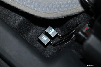 2013款奥拓1.0L手动实用型