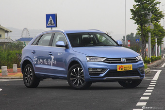 2016款众泰SR7 1.5T自动魔方之路版