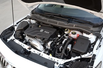 2015款威朗1.5L自动进取型15S