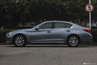 2015款英菲尼迪Q50L 2.0T自动悦享版