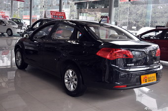 2011款骏捷FSV 1.5L手动舒适