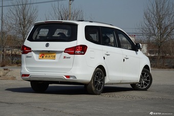 2016款风行S500 1.6L手动豪华型