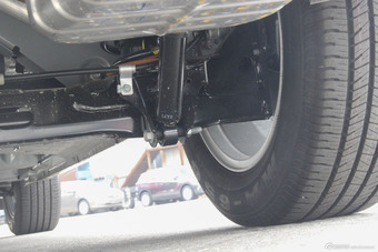 2014款GL8商务车2.4L自动LT豪华商务行政版