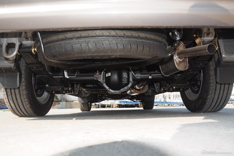 2015款菱智M3 1.6L 7座豪华型