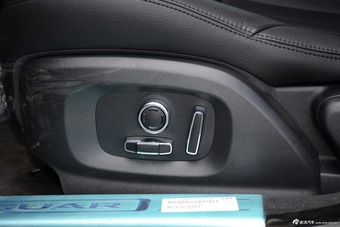 2016款捷豹XJL 2.0T自动两驱典雅商务版