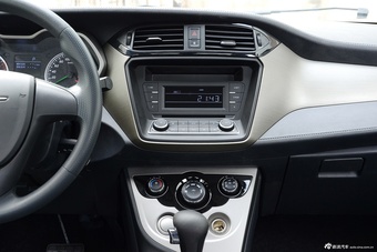 2016款海马M3 1.5L自动舒适型