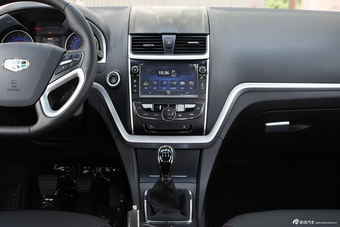 2015款吉利新帝豪三厢1.5L手动向上版