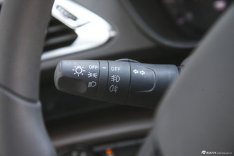 2015款传祺GS4 1.3T自动200T G-DCT精英版