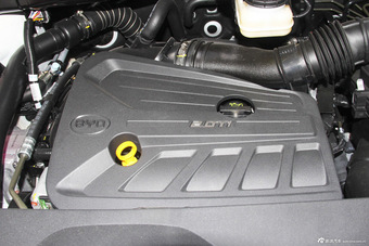 2016款比亚迪S7 2.0T自动旗舰型Plus