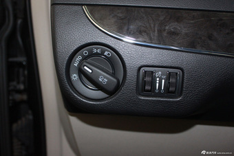 2013款克莱斯勒大捷龙到店实拍