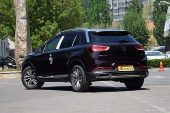 2014款DS6 1.6T豪华版THP200