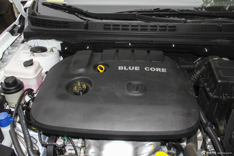 2015款逸动XT 1.6L自动俊酷型国IV
