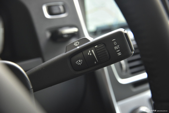 2016款沃尔沃S60L 2.0T自动 T5智驭版