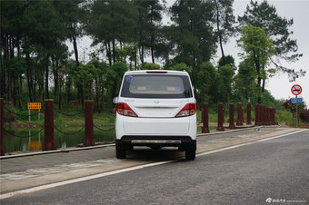 2014款长安欧诺实拍