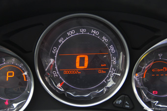 2013款雪铁龙C4L 1.6THP自动劲智版