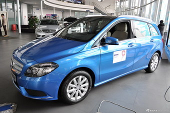 2012款奔驰B级B180