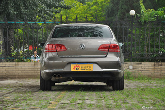 2015款迈腾2.0TSI旗舰型