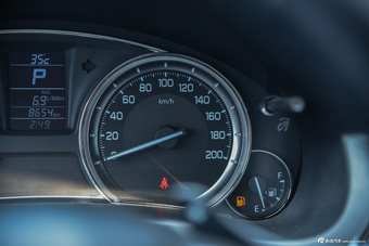 2015款启悦1.6L自动乐享型