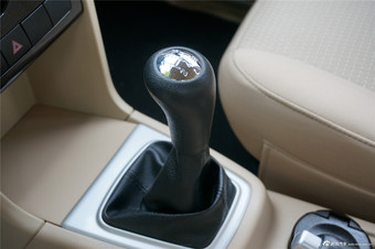 2014款长安欧诺实拍