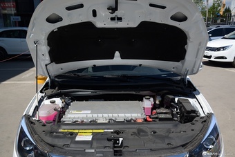 2016款比亚迪e5豪华型