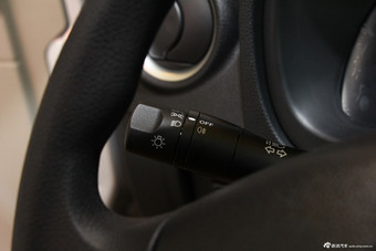 2014款启辰R30 1.2L手动优享版到店实拍