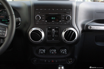 2015款牧马人柴油版到店实拍