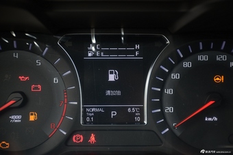 2016款传祺GS4 1.5T自动豪华版235T G-DCT