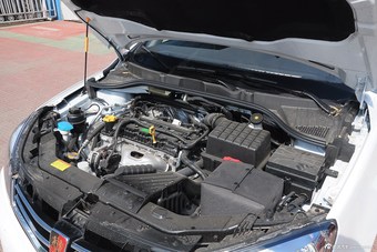 2015款荣威350 1.5L手动豪华天窗版