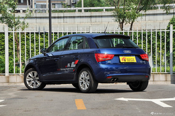 2015款 奥迪A1 30TFSI Sportback