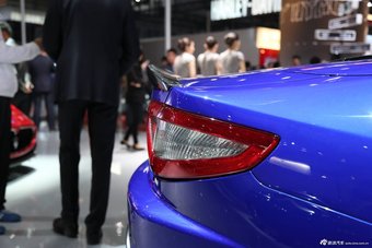 2015上海车展：玛莎拉蒂Gran Cabrio MC百年纪念版敞篷跑车