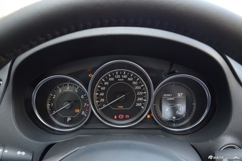 2017款阿特兹2.0L自动蓝天豪华版