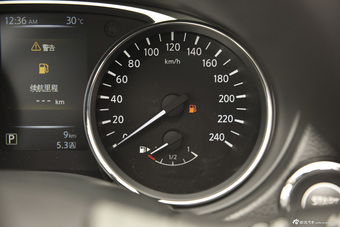 2014款奇骏2.5L自动XL ITS四驱豪华版