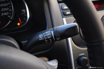 2015款马自达6 2.0L自动豪华型