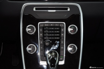 2015款沃尔沃S80L 2.0T T5智尊行政版