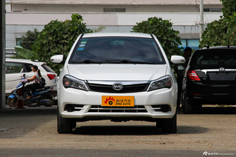 2015款比亚迪全新F3节能版1.5L自动豪华型