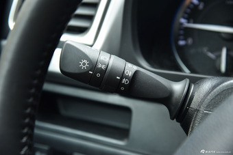 2015款汉兰达2.0T自动四驱豪华版7座