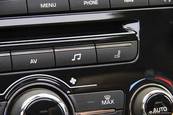 2015款捷豹XJL 2.0T两驱典雅商务版