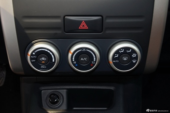 2016款风度MX6 2.0L自动两驱卓越版