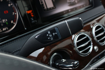 2015款奔驰S400L到店实拍