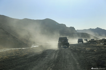 记录Jeep牧马人攀爬虎克之路