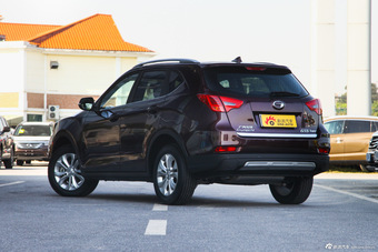 2015款传祺GS5 Super 2.0L手动两驱舒适版