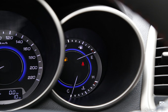 2015款逸动XT 1.6L手动俊酷型国V