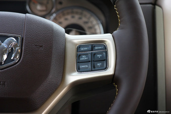 2011款道奇Ram 1500 Laramie Longhorn到店实拍