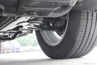 2014款GL8商务车2.4L自动经典版