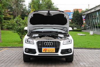 2015款奥迪Q5 40 TFSI舒适型