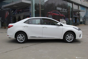 2014款卡罗拉1.6L手动GL-i真皮版