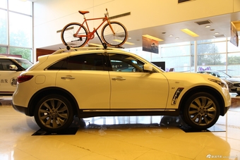 2013款英菲尼迪QX70 3.7L标准版